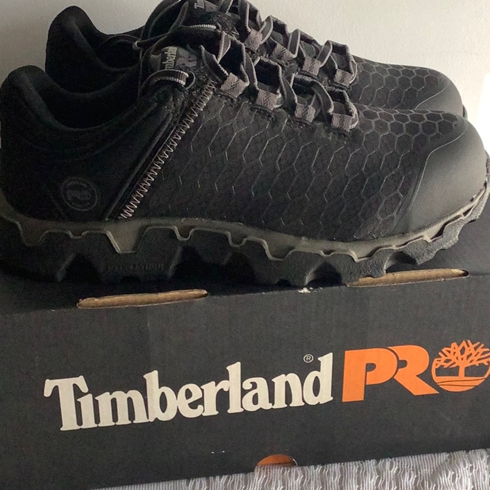 Timberland woman’s steel Toes shoes. - Picture 2 of 5